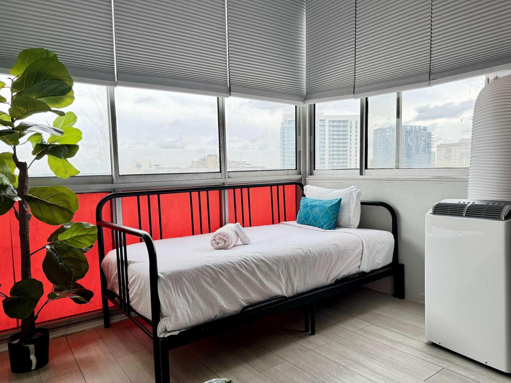 Villa Atl Downtown 2Br King Bed Free Parking Lm2007 Atlanta Esterno foto